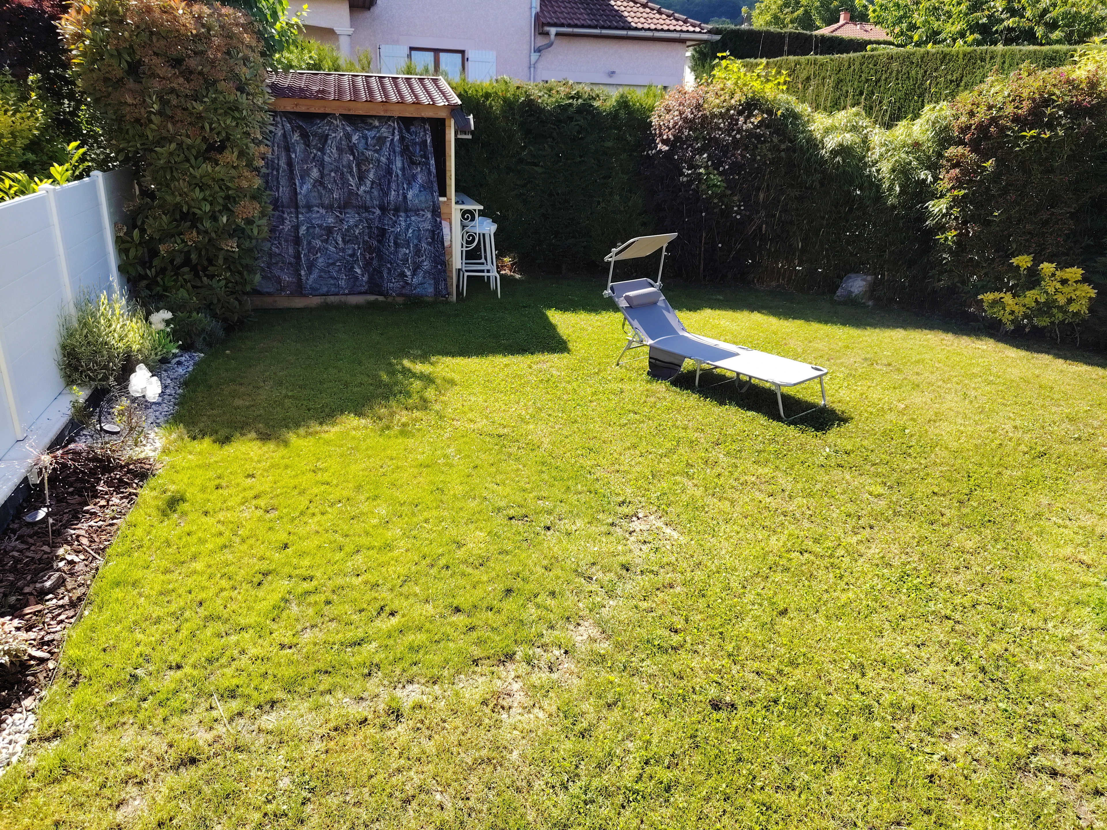 Appartement-villa 130m²,jardin 150m²,terrasse-balcon 25m², Sud,vue sur les Alpes ; — photo 6