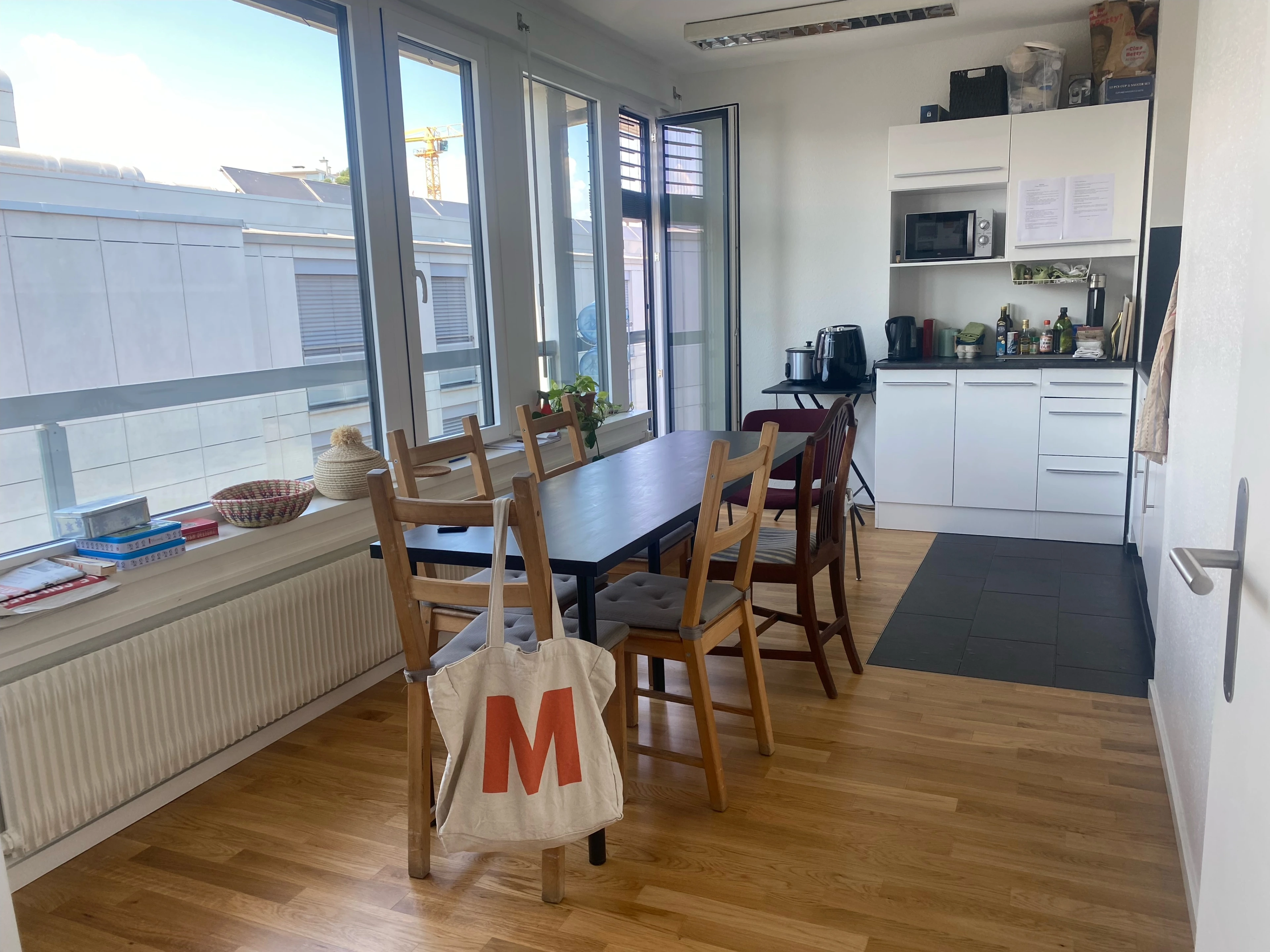 A LOUER - Nations / Gare - Bureau d'environ 180 m² (CHF 28,30.- le m2) — photo 5