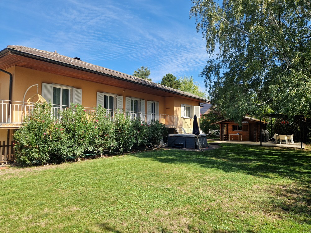 Belle maison familiale au calme avec grand jardin et espace professionnel – Gland