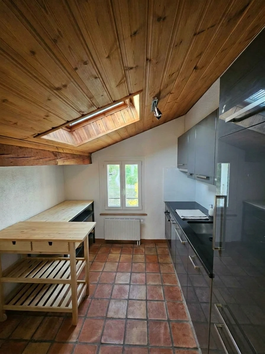 Epalinges, apparemment 2.5 pièce dans une maison individuelle au centre — photo 2