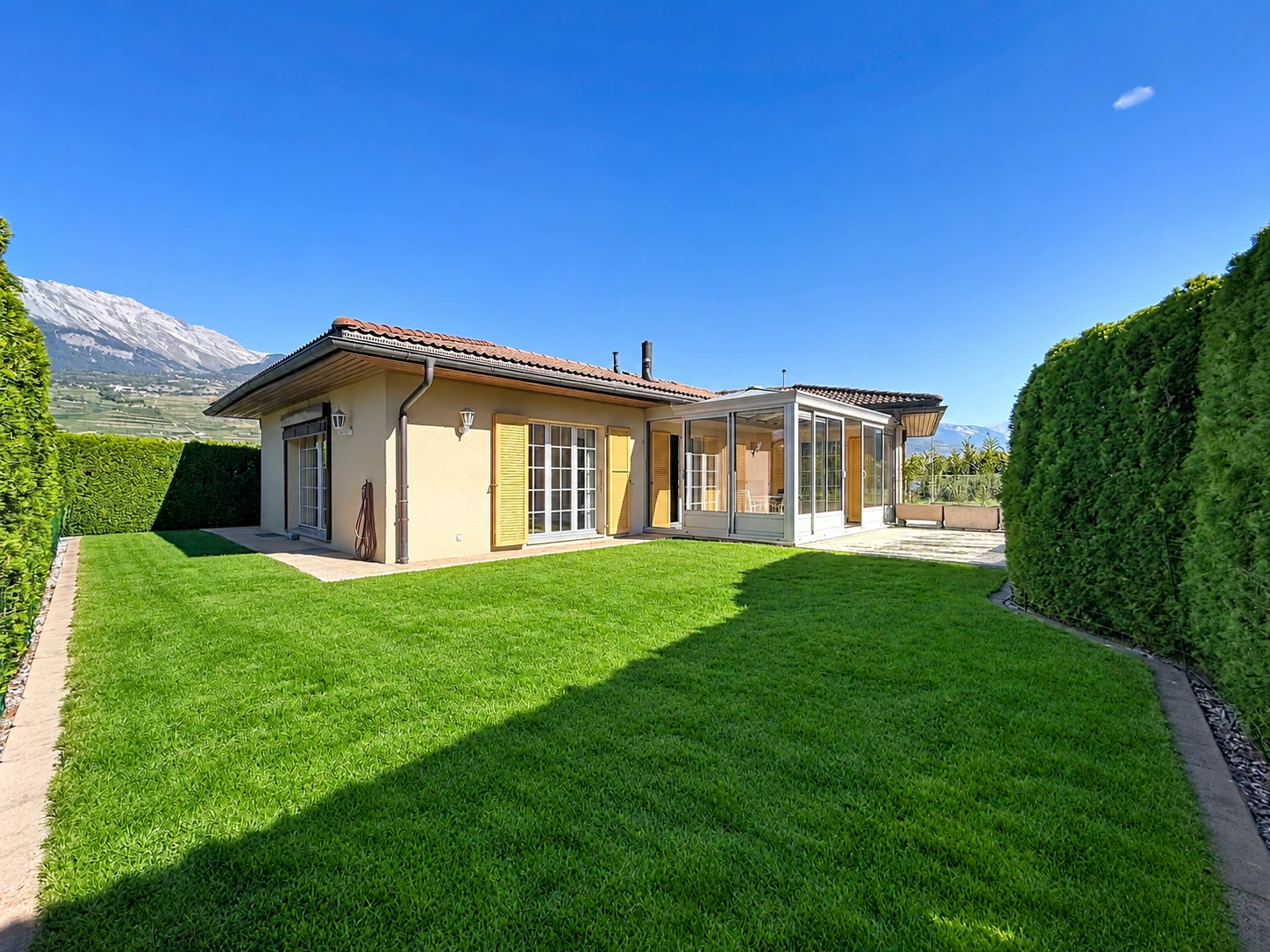 Superbe villa 5.5 p. avec studio indépendant et jardin sans vis à vis