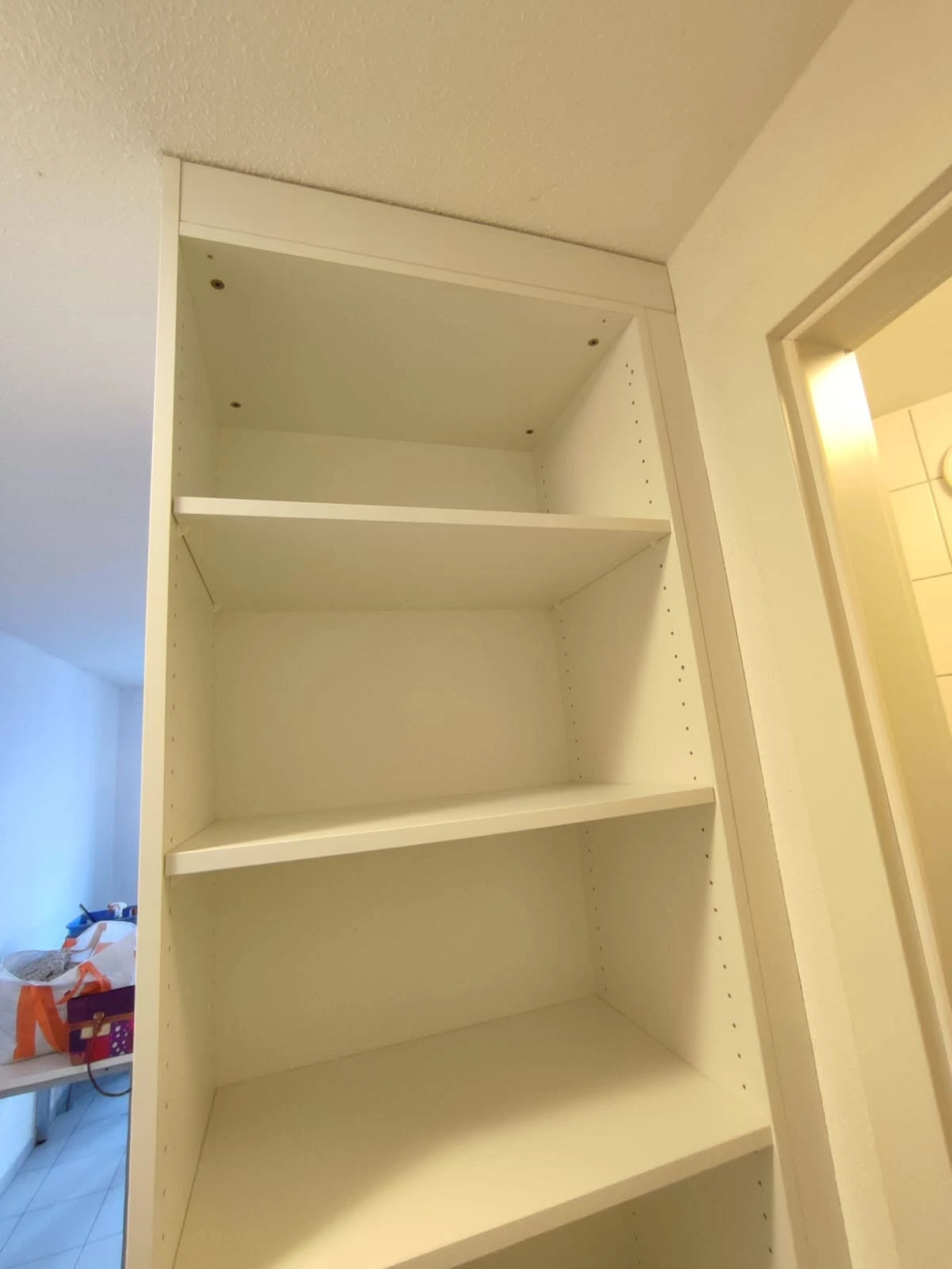 Reprise de bail – Studio meublé 18 m² à Yverdon, 800 CHF charges comprises — photo 3