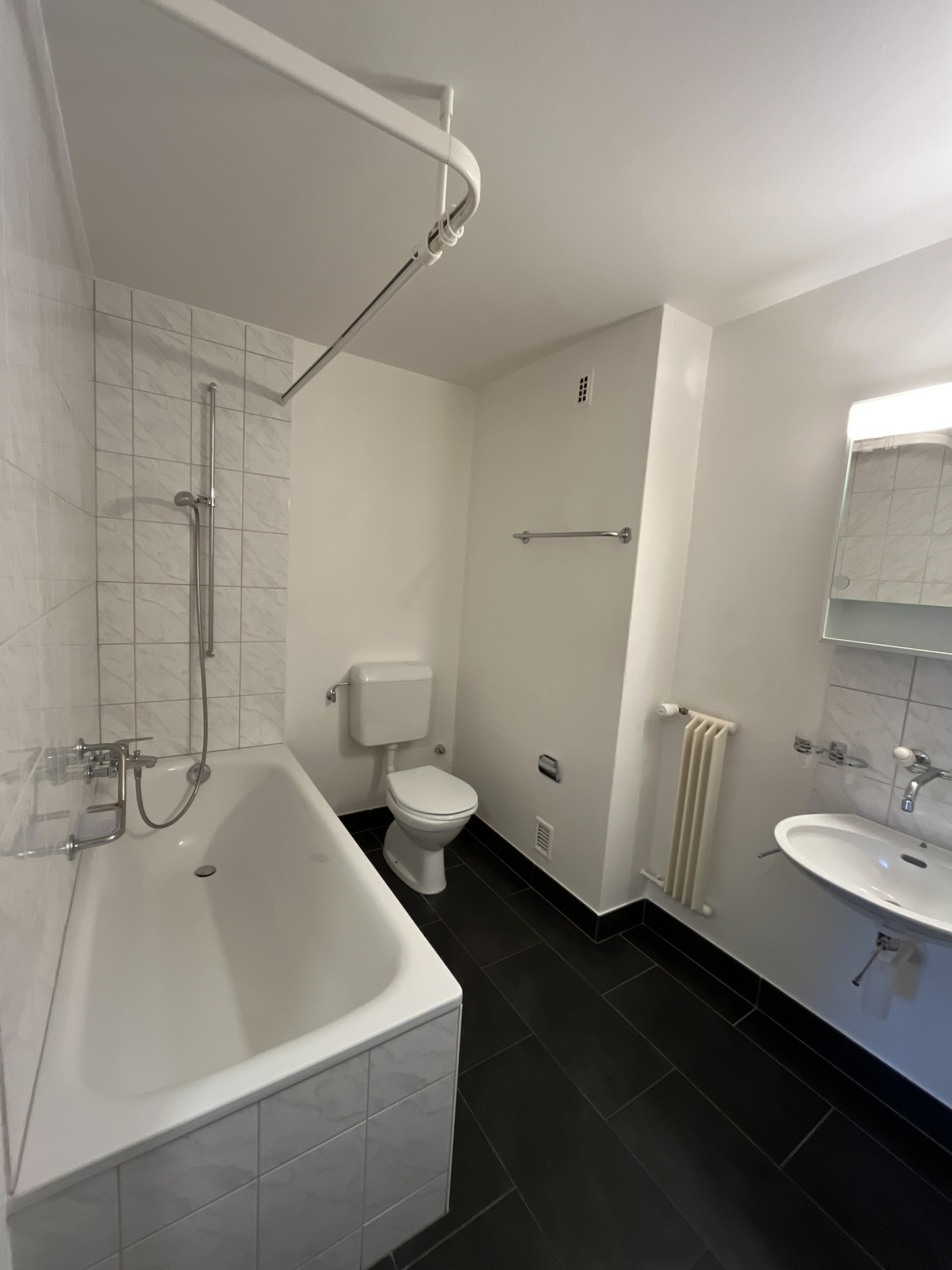 🏡 À REMETTRE DÈS LE 01.12.26: BEL APPARTEMENT DE 3,5 PIÈCES AU LOCLE ☀️ — photo 9