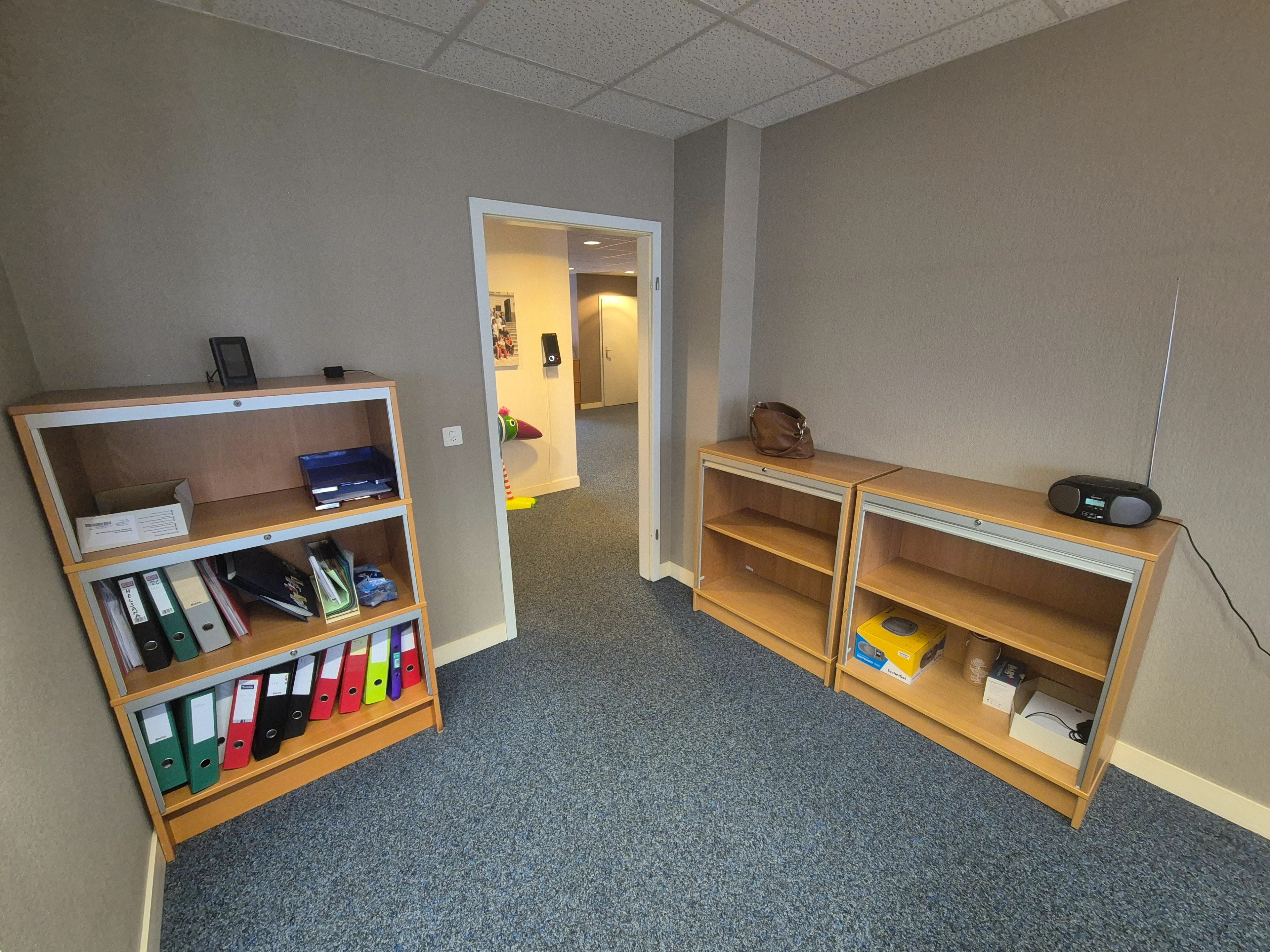 À louer à Bussigny – Bureaux lumineux, fonctionnels et idéalement situés ! — photo 3