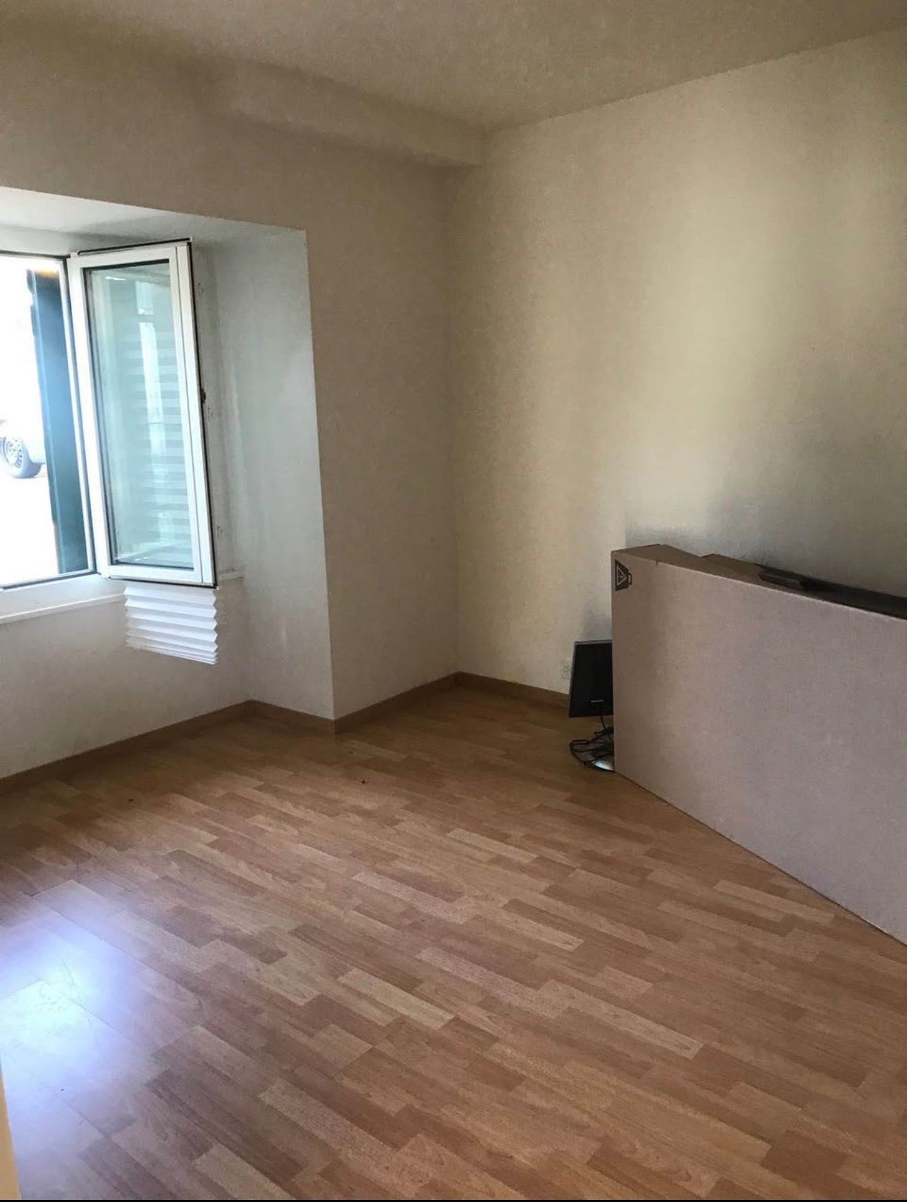 "Appartement de 2.5 pièces à Penthalaz – Disponible dès octobre 2026" — photo 2