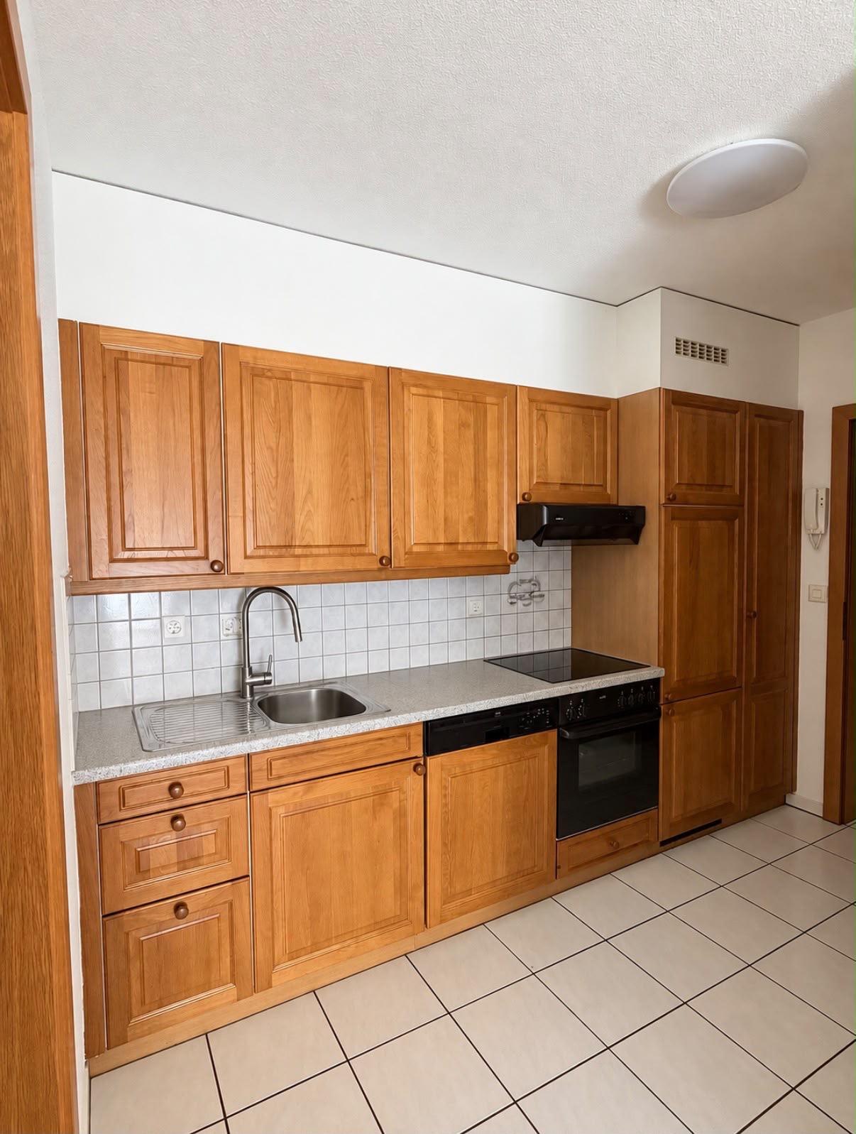 Leukerbad – 2,5 pièces avec balcon, vue montagne et parking couvert — photo 6