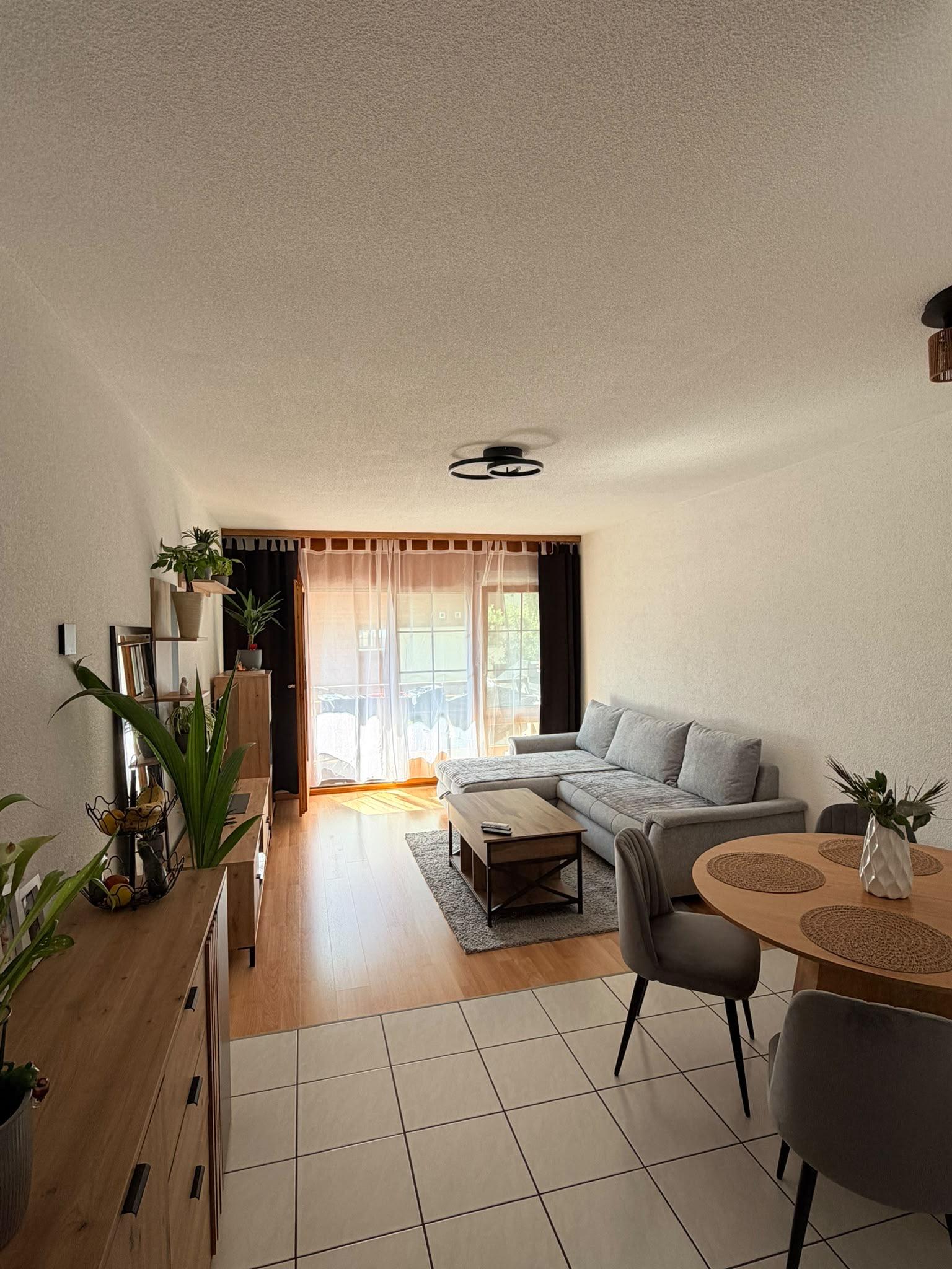 Leukerbad – 2,5 pièces avec balcon, vue montagne et parking couvert — photo 2