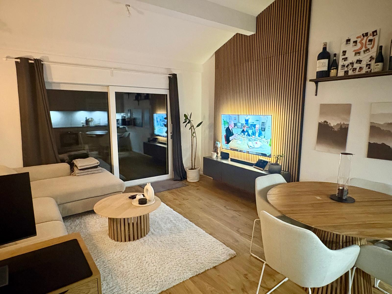 Appartement lumineux avec belle hauteur sous plafond à Écublens – 2,5 pièces